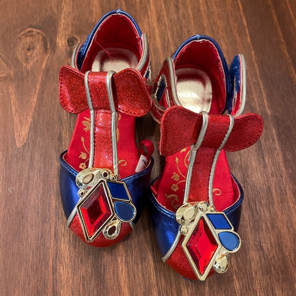 Disney Other - Disney Snow White dress up shoe 7/8